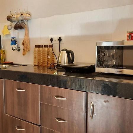 Joy Cottages - Premium Chalets, Vacation Home Rentals 카르자트 외부 사진